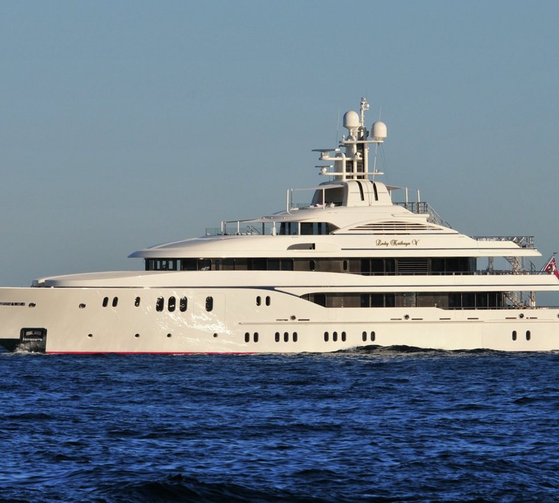 61 meter yacht